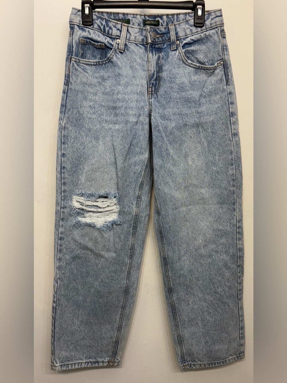 Wild Fable Light Blue Distressed Mid Rise 90s Relaxed Straight Jeans Womens 2